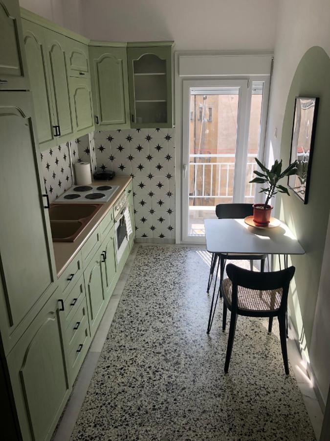 Dogu 2 Apartment Thessaloniki Exterior photo